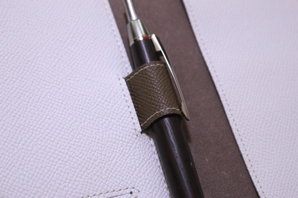B5サイズ三つ折り手帳カバー